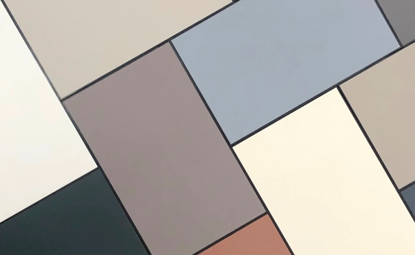 俪曼 |  进口烤漆板和混油烤漆板的区别